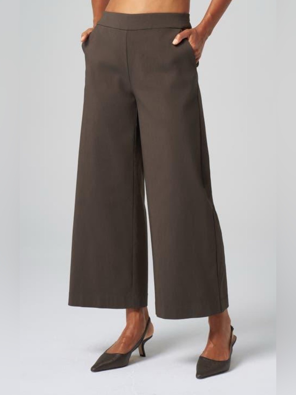 H&M Wide-Leg Cropped Pants in Dark Brown